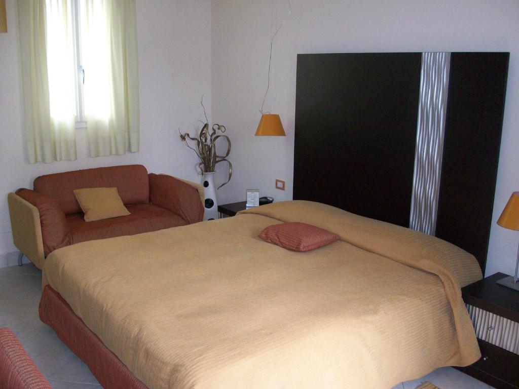 Ca' Del Mar Villa อิมเปรีอา ห้อง รูปภาพ